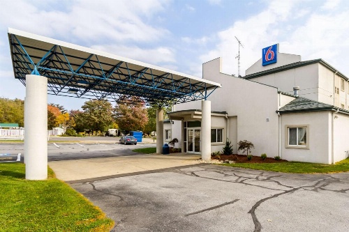 Motel 6-Milan, OH - Sandusky image 1